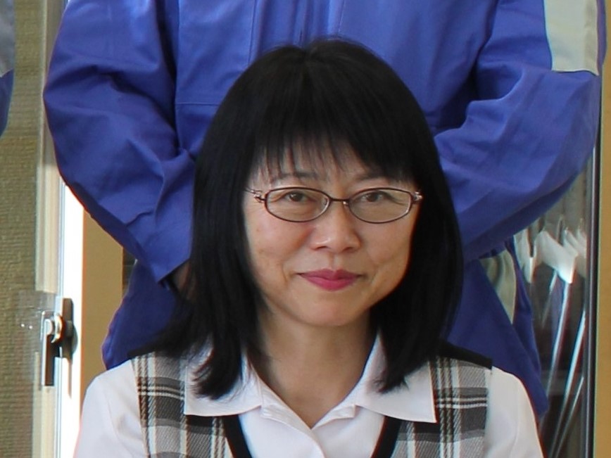 岡村真由美